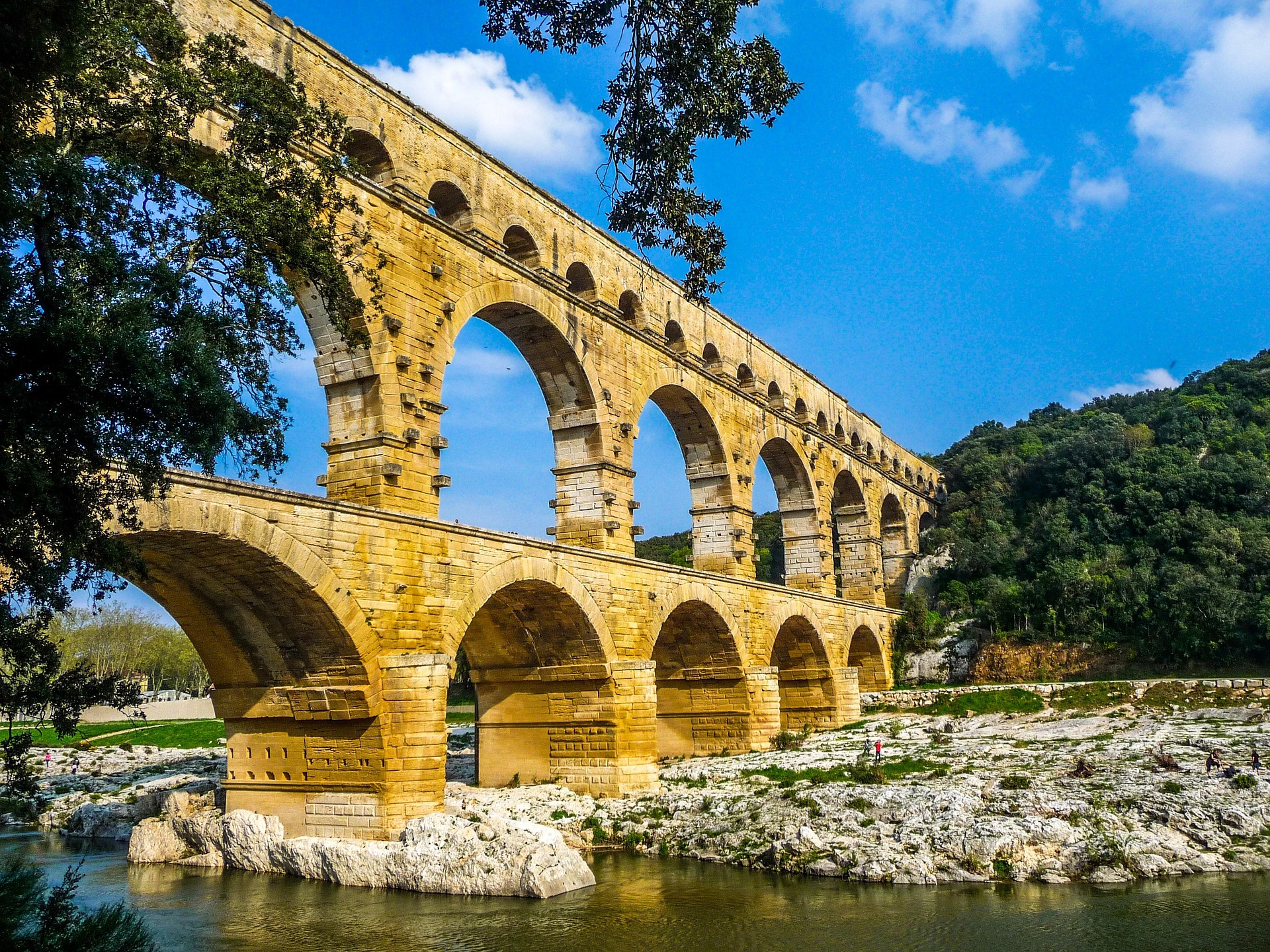 pont-du-gard-2493762_1920